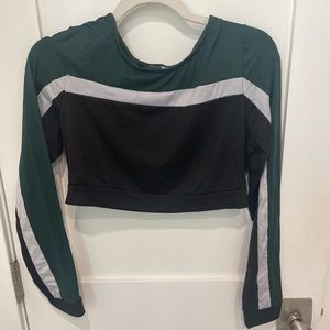 Black and green long sleeve crop